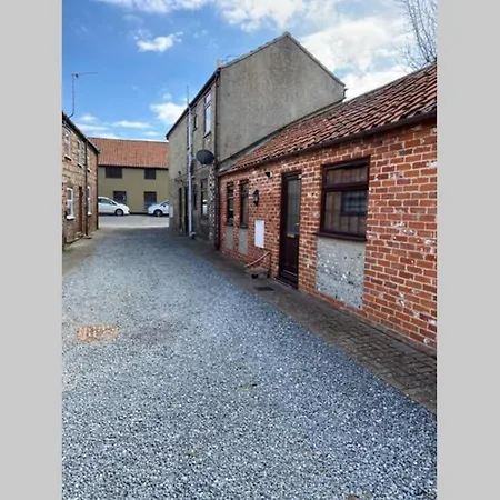 1St Floor Flat In Mews Apartment Kessingland Exterior photo