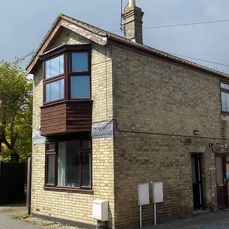 1St Floor Flat In Mews Apartment Kessingland Exterior photo